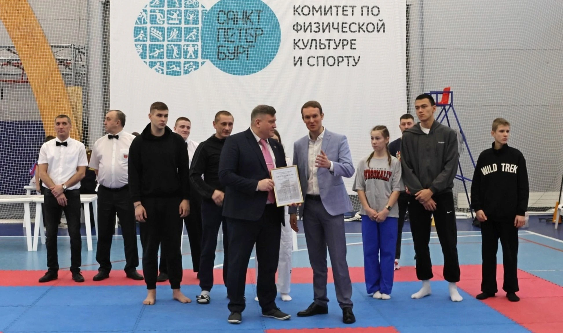 Ветераны Российского Союза ветеранов провели патриотические мероприятия перед Новым годом: выставка и Кубок по ВБЕ